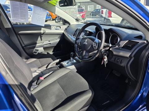 2013 Mitsubishi Lancer - Thumbnail