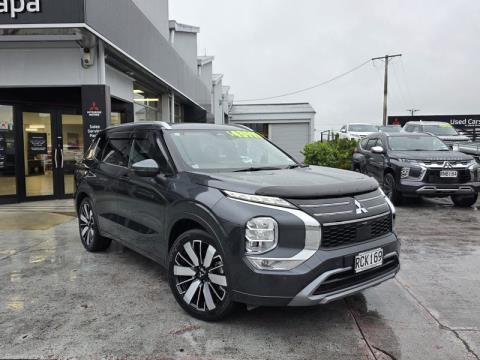 2025 Mitsubishi Outlander
