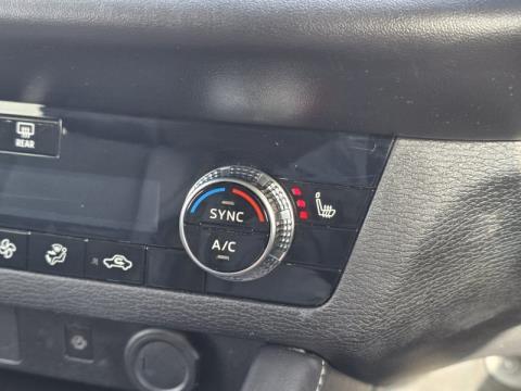 2024 Mitsubishi Outlander - Thumbnail