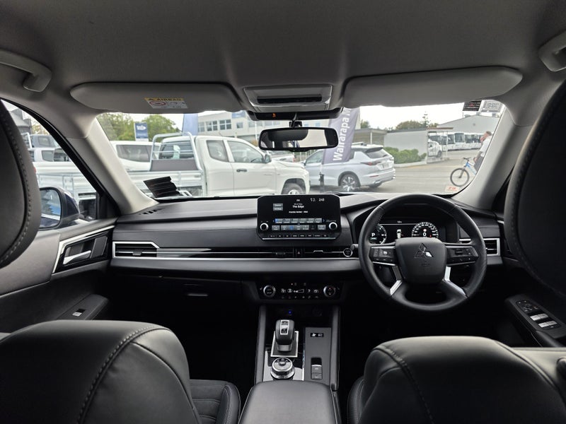 2023 Mitsubishi Outlander