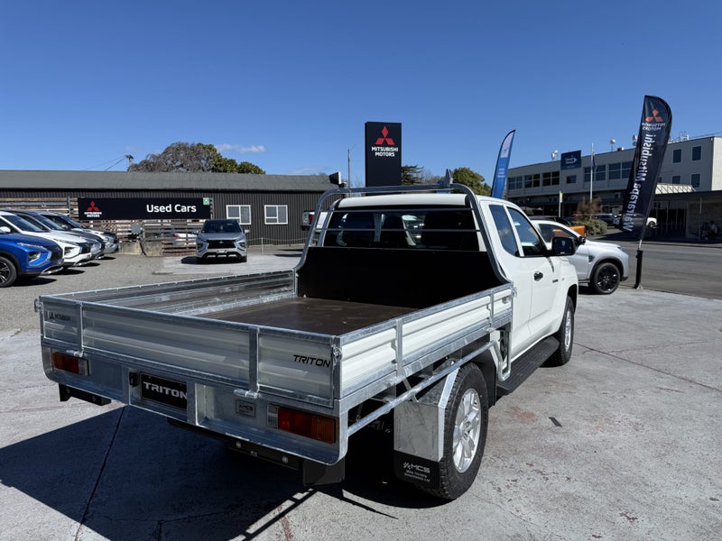 2025 Mitsubishi Triton