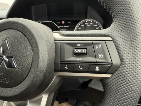 2025 Mitsubishi Triton - Thumbnail