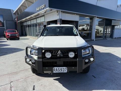 2025 Mitsubishi Triton - Thumbnail