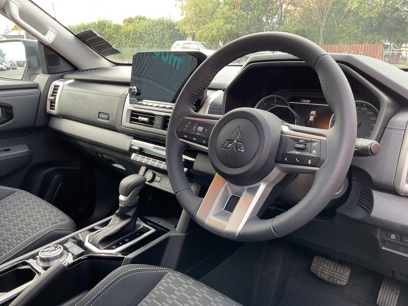2025 Mitsubishi Triton