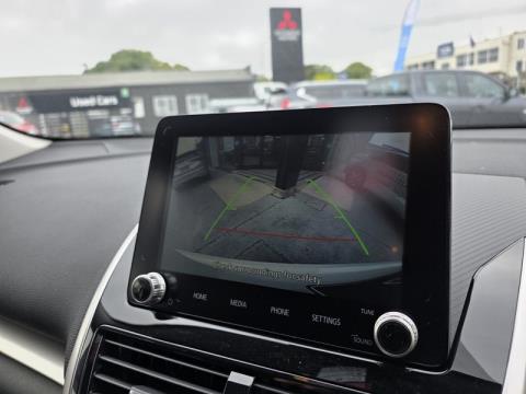 2025 Mitsubishi Eclipse Cross - Thumbnail