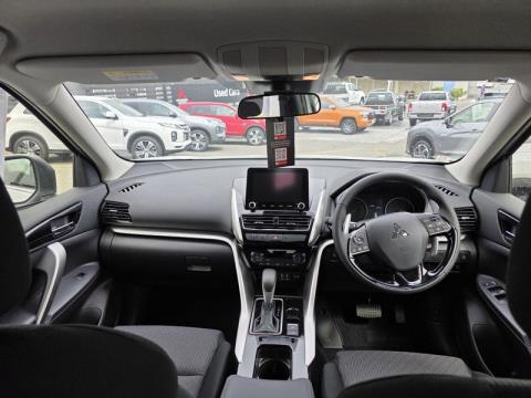 2025 Mitsubishi Eclipse Cross - Thumbnail