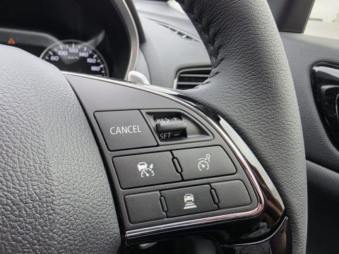 2025 Mitsubishi Eclipse Cross - Thumbnail