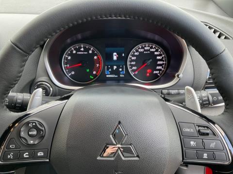 2025 Mitsubishi Eclipse Cross - Thumbnail