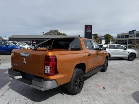 2025 Mitsubishi Triton - Thumbnail