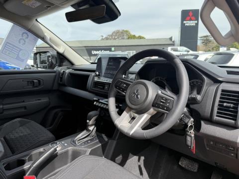2025 Mitsubishi Triton - Thumbnail