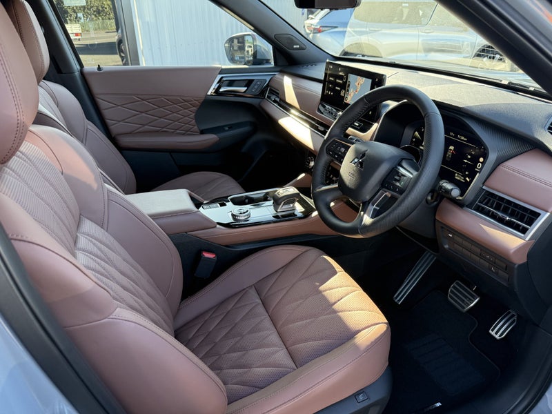 2025 Mitsubishi Outlander