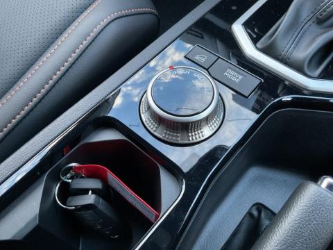 2024 Mitsubishi Triton - Thumbnail