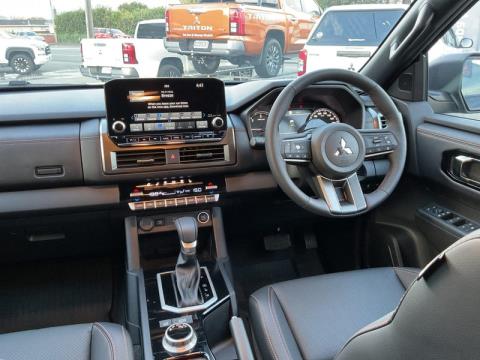 2024 Mitsubishi Triton - Thumbnail
