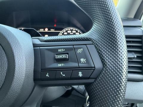 2024 Mitsubishi Triton - Thumbnail