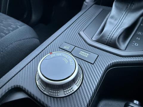 2024 Mitsubishi Triton - Thumbnail