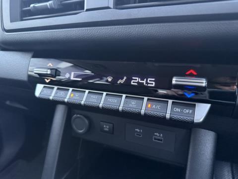 2024 Mitsubishi Triton - Thumbnail