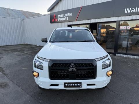 2024 Mitsubishi Triton - Thumbnail
