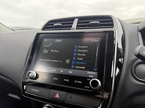 2025 Mitsubishi ASX - Thumbnail