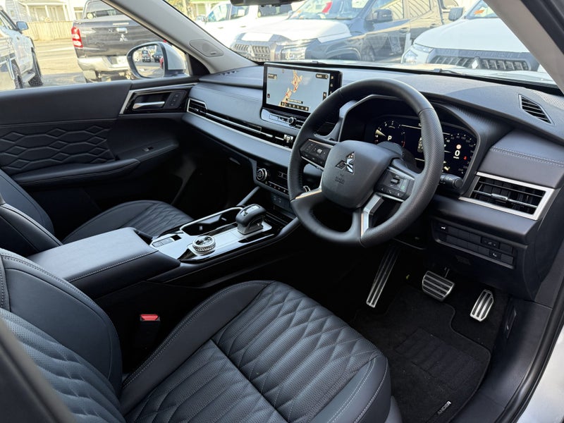 2025 Mitsubishi Outlander