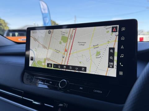 2025 Mitsubishi Outlander - Thumbnail
