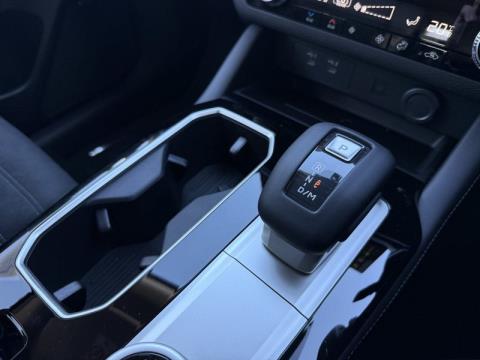 2025 Mitsubishi Outlander - Thumbnail