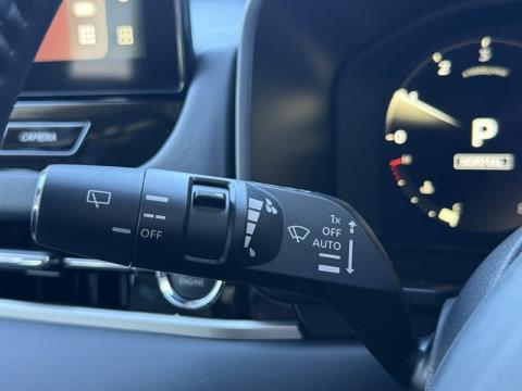 2025 Mitsubishi Outlander - Thumbnail