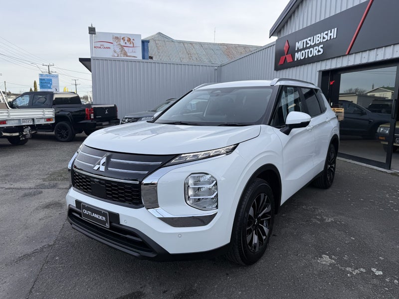 2025 Mitsubishi Outlander