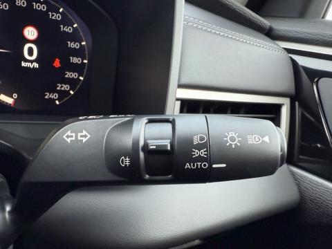2025 Mitsubishi Outlander - Thumbnail