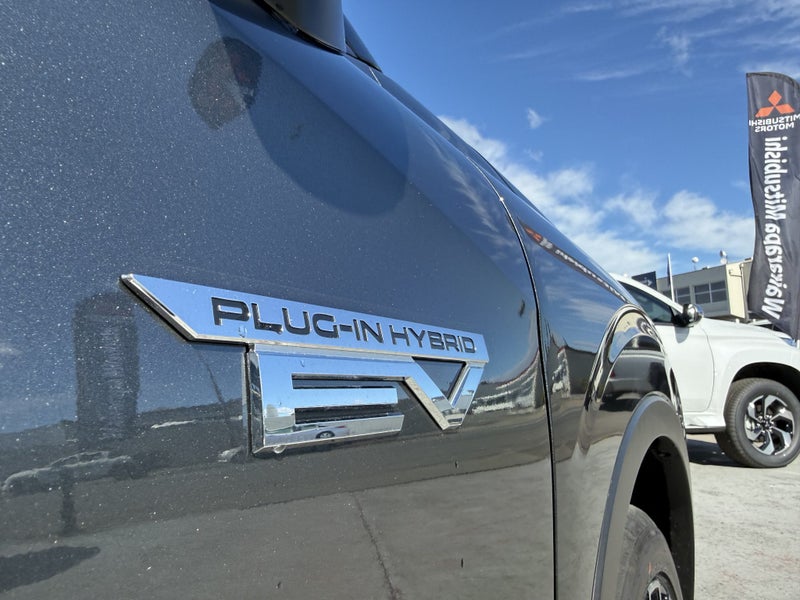 2025 Mitsubishi Outlander