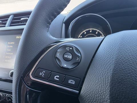 2025 Mitsubishi ASX - Thumbnail