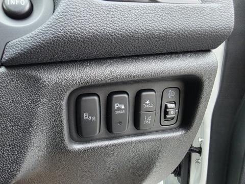 2025 Mitsubishi ASX - Thumbnail