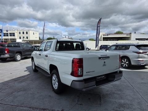 2025 Mitsubishi Triton - Thumbnail