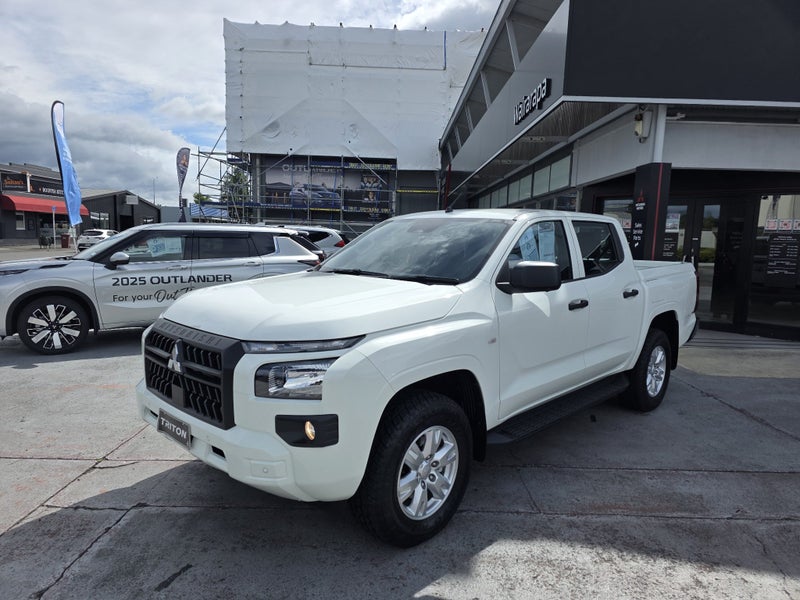 2025 Mitsubishi Triton