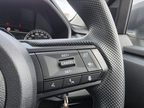 2025 Mitsubishi Triton - Thumbnail