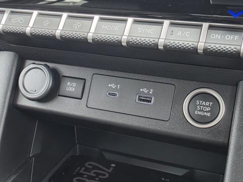 2025 Mitsubishi Triton - Thumbnail