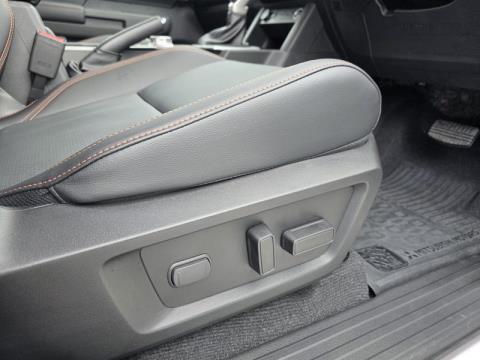 2025 Mitsubishi Triton - Thumbnail