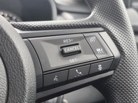 2025 Mitsubishi Triton - Thumbnail