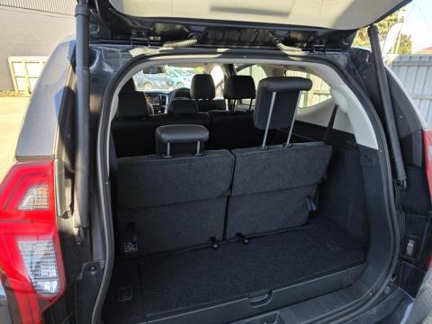 2025 Mitsubishi Pajero Sport - Thumbnail