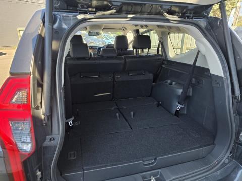 2025 Mitsubishi Pajero Sport - Thumbnail