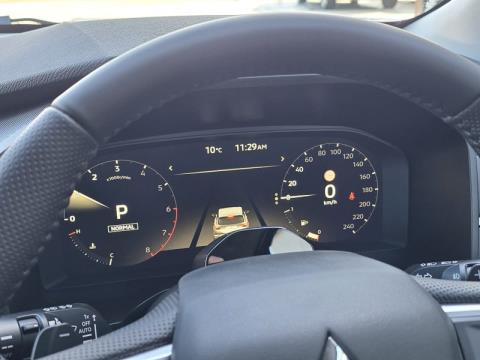 2026 Mitsubishi Outlander - Thumbnail
