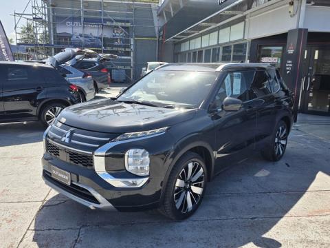 2026 Mitsubishi Outlander - Thumbnail