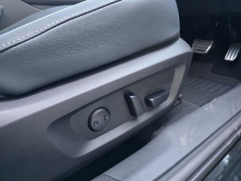 2026 Mitsubishi Outlander - Thumbnail