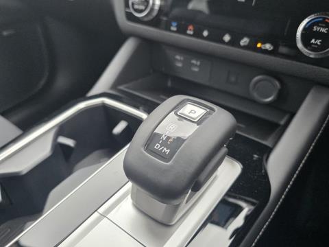 2026 Mitsubishi Outlander - Thumbnail