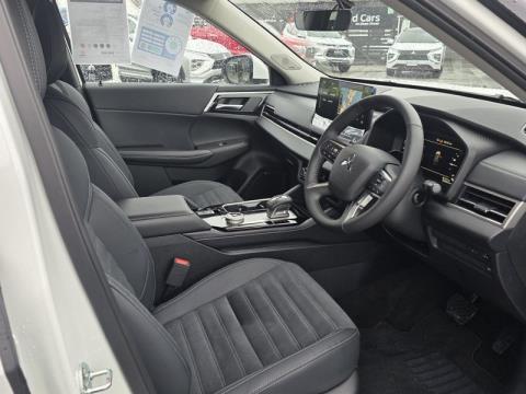 2026 Mitsubishi Outlander - Thumbnail