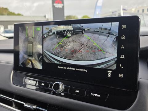 2026 Mitsubishi Outlander - Thumbnail