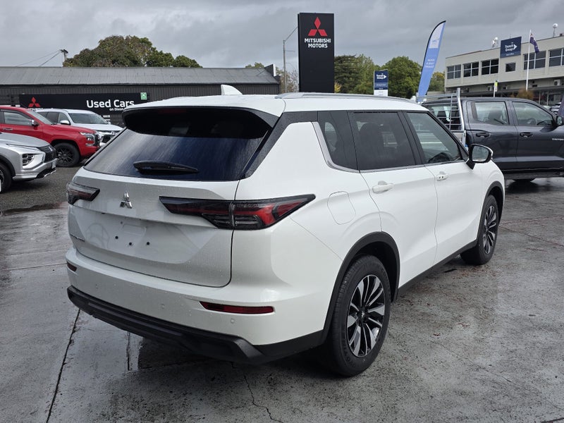 2026 Mitsubishi Outlander