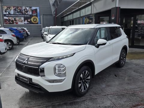 2026 Mitsubishi Outlander - Thumbnail