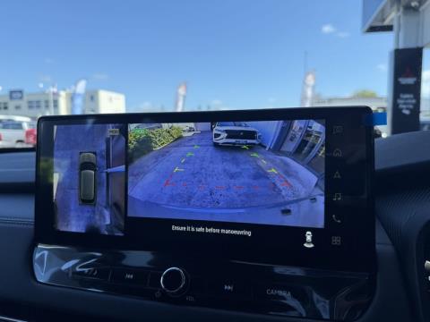 2026 Mitsubishi Outlander - Thumbnail