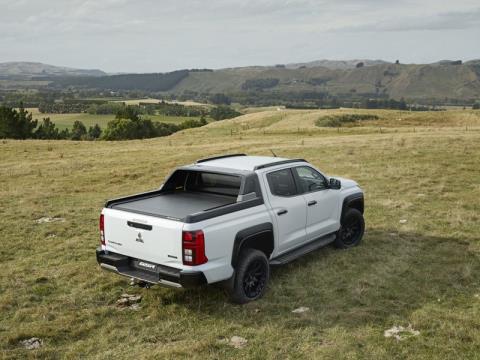 2025 Mitsubishi Triton - Thumbnail