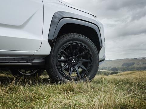 2025 Mitsubishi Triton - Thumbnail